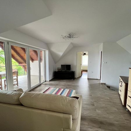 'New' Sunkissed Villa On The Old Hill Balatonalmádi エクステリア 写真